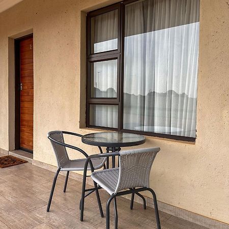 Andrimat Roadside Guest Lodge Mogwase 外观 照片